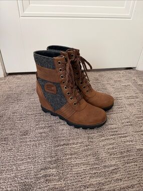 Sorel Brown and Gray Lace-Up Wedge Boots